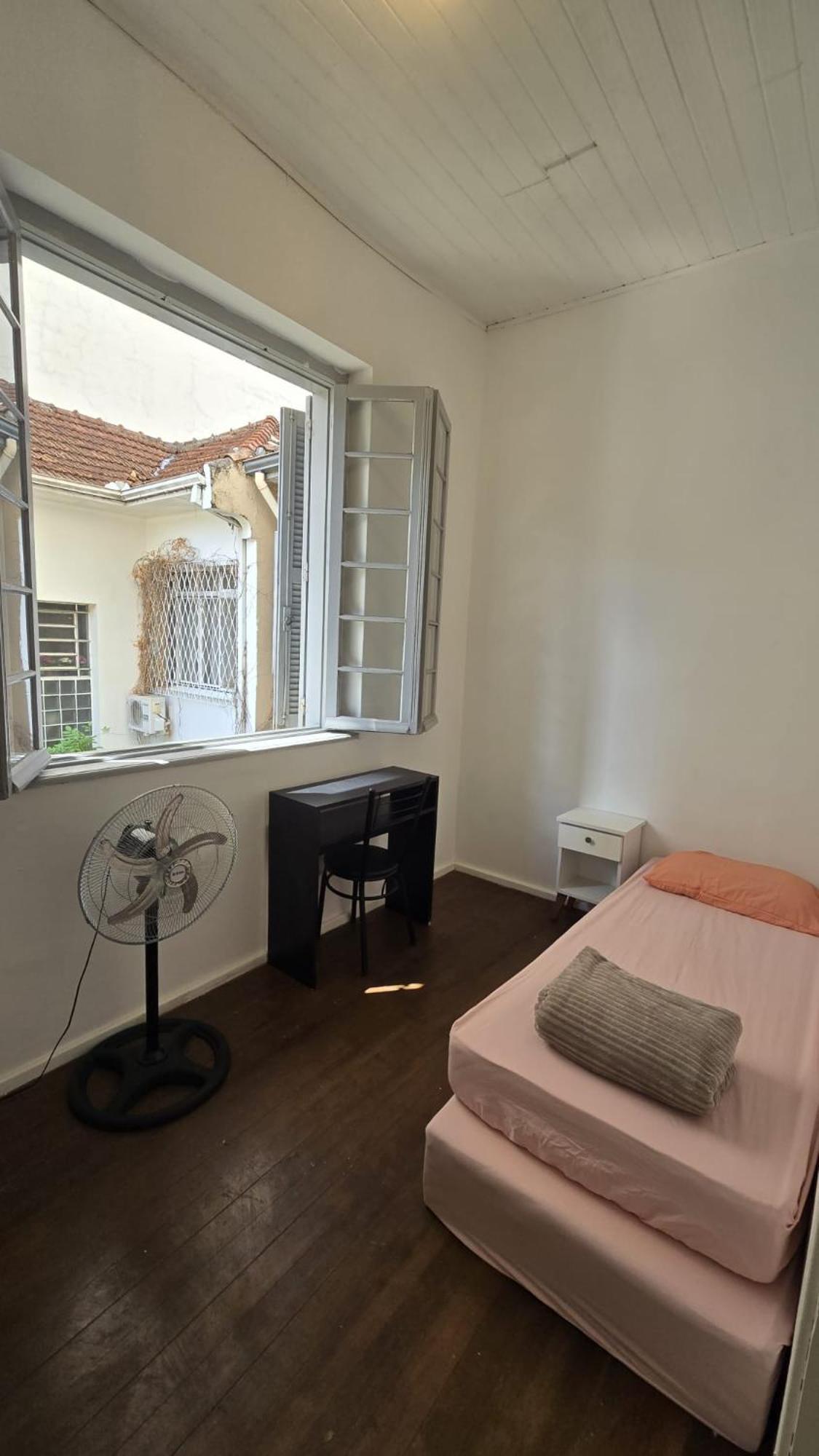 Hostel Proximo A Shopping Total - Rodoviaria - Hosp Presidente Vargas بورتو أليغري المظهر الخارجي الصورة
